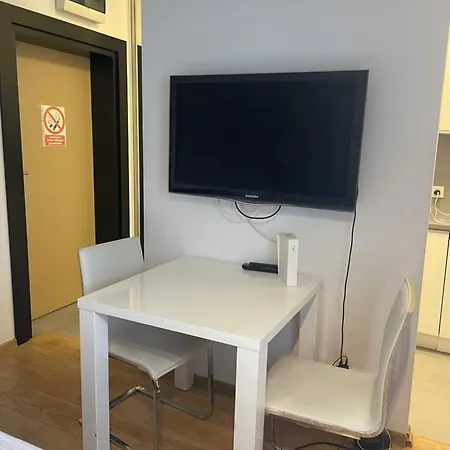 Apartman Aparthotel Warsaw Varsó